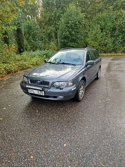 Volvo V40 2004 photo 3