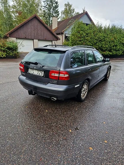 Volvo V40 2004 photo 4