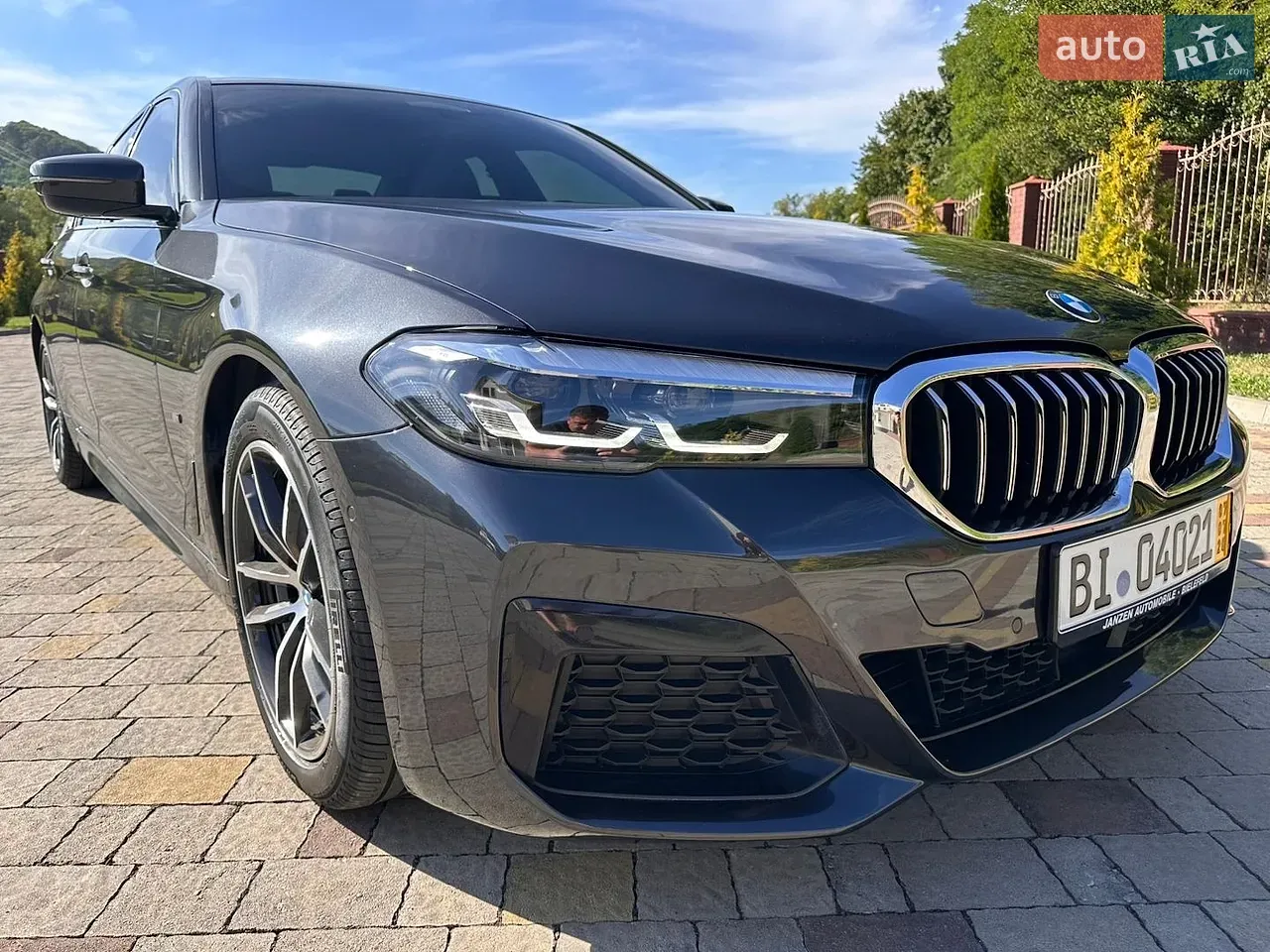 BMW 5 Series 2021 photo 4