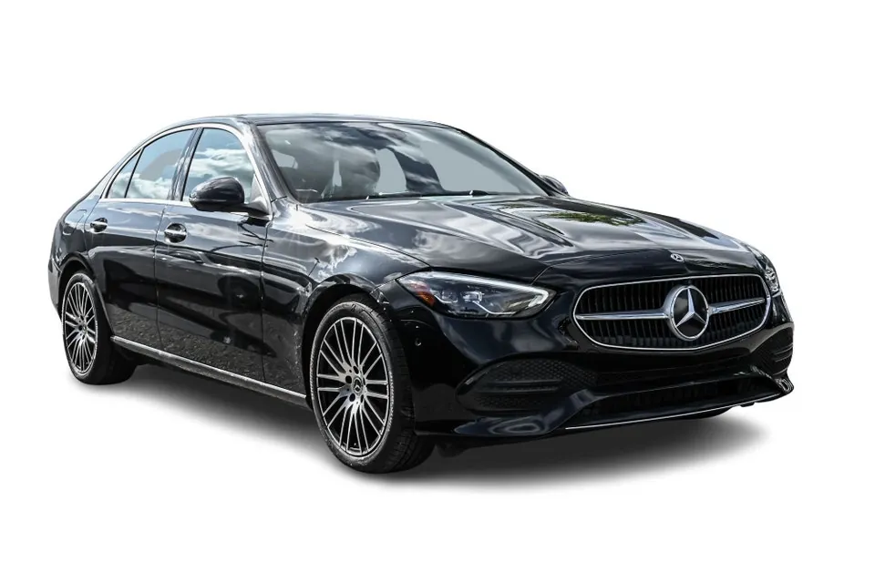 Mercedes-Benz C-Class 2026 photo 3