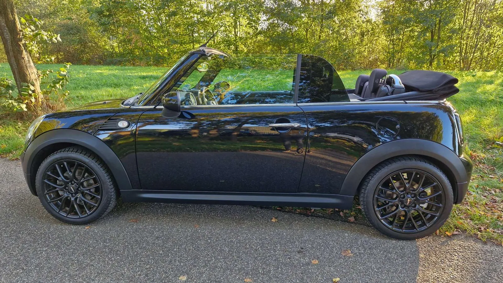 Mini Cooper Cabrio 2009 photo 2