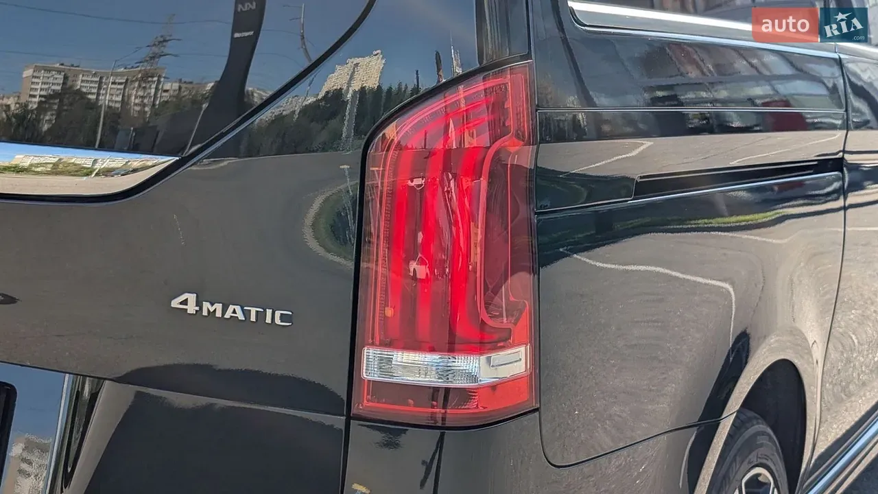 Mercedes-Benz V-Class 2020 photo 5