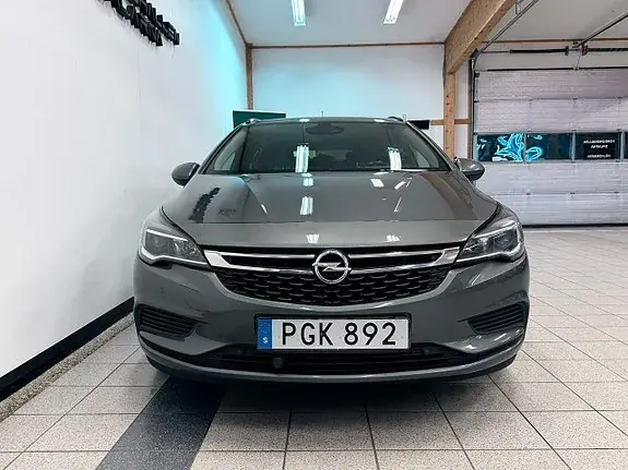 Opel Astra 2019 photo 2