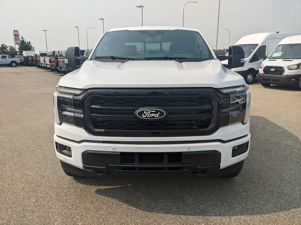 Ford F-150 2026 photo 2