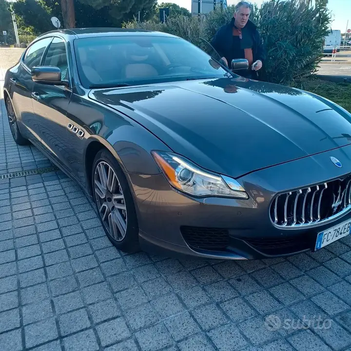 Maserati Quattroporte