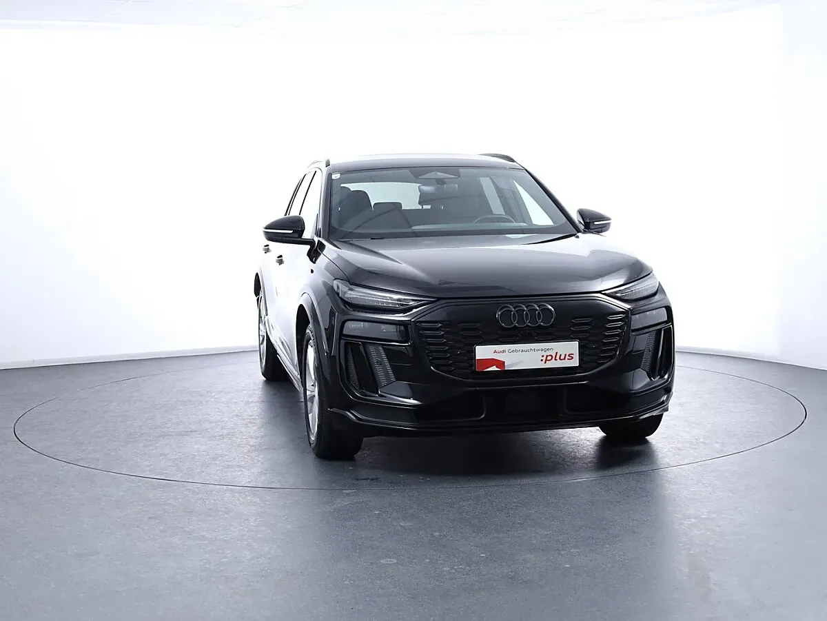 Audi Q6 2025 photo 2