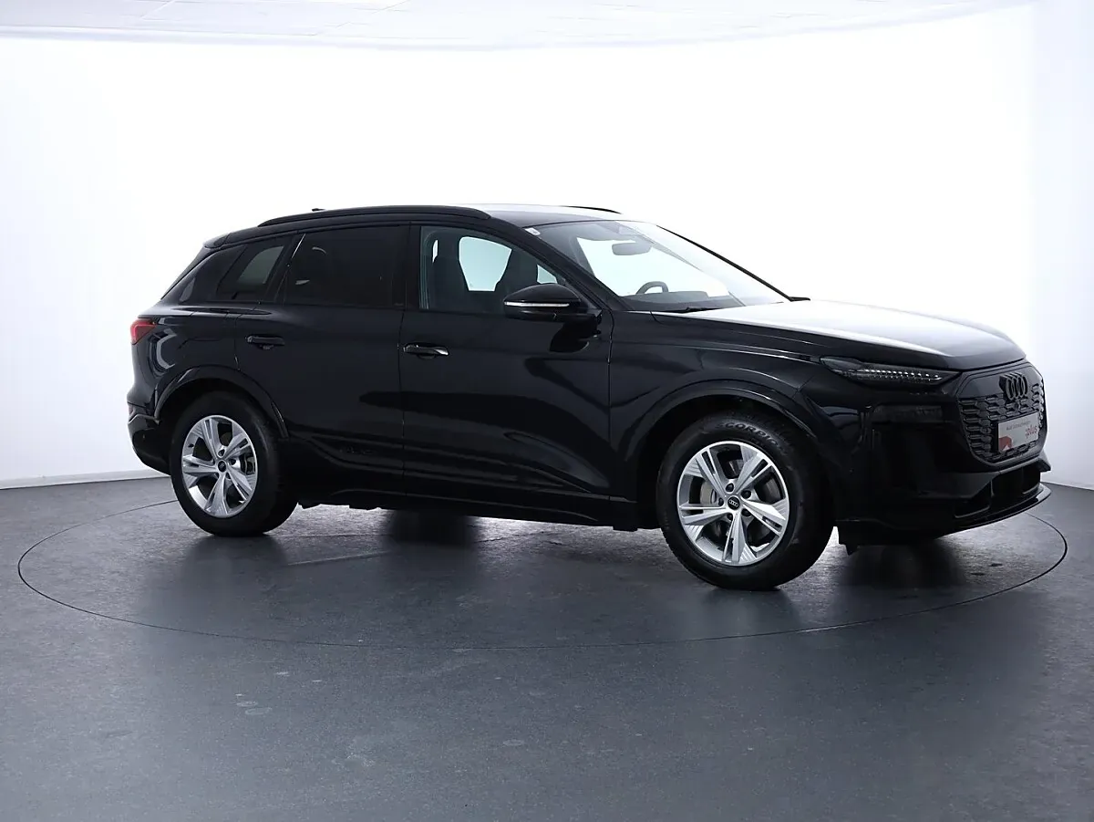 Audi Q6 2025 photo 3