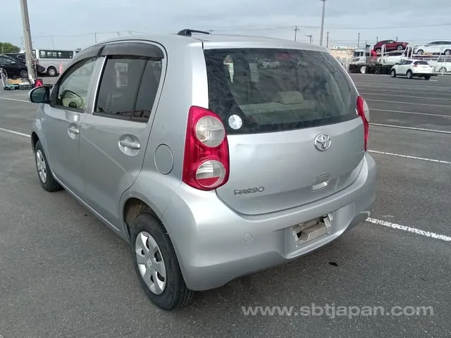 Toyota Passo 2012 photo 3