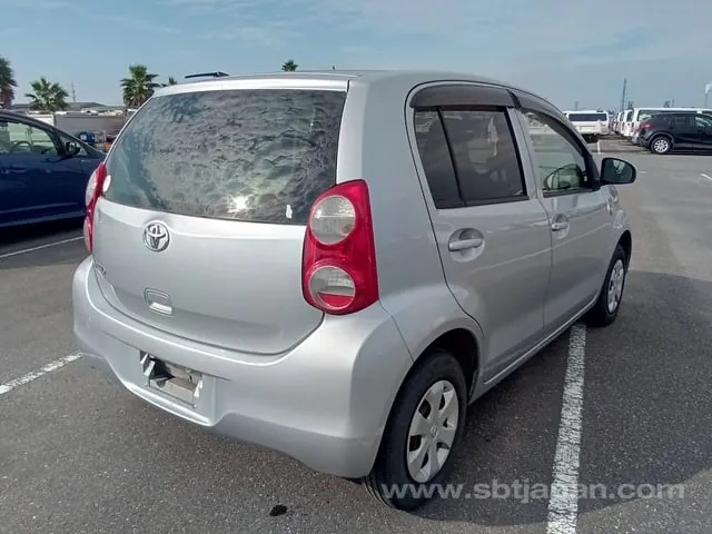 Toyota Passo 2012 photo 4