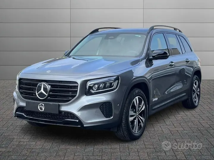 Mercedes-Benz Glb