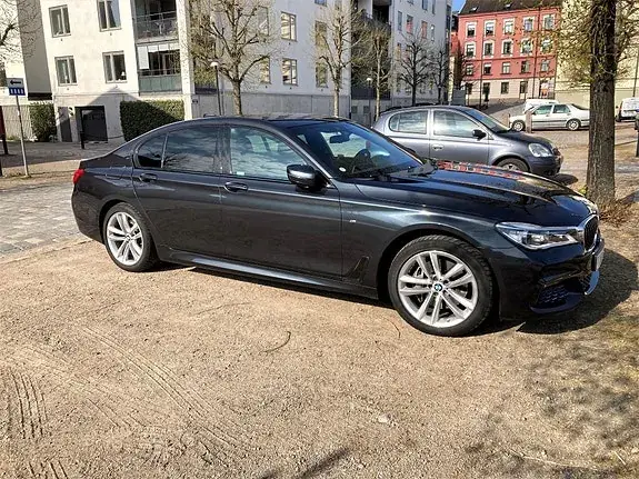 BMW 740D 2017 photo 2