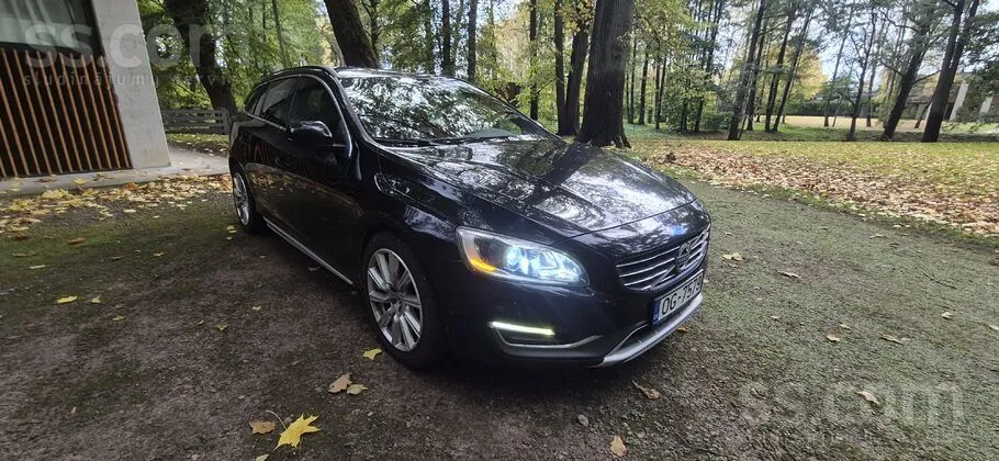 Volvo V60 2014 photo 2