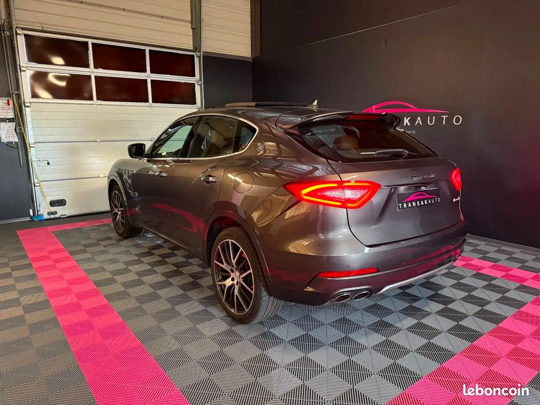 Maserati Levante 2016 photo 5