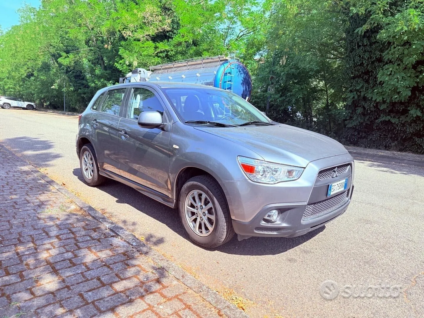 Mitsubishi Asx 2011 photo 5