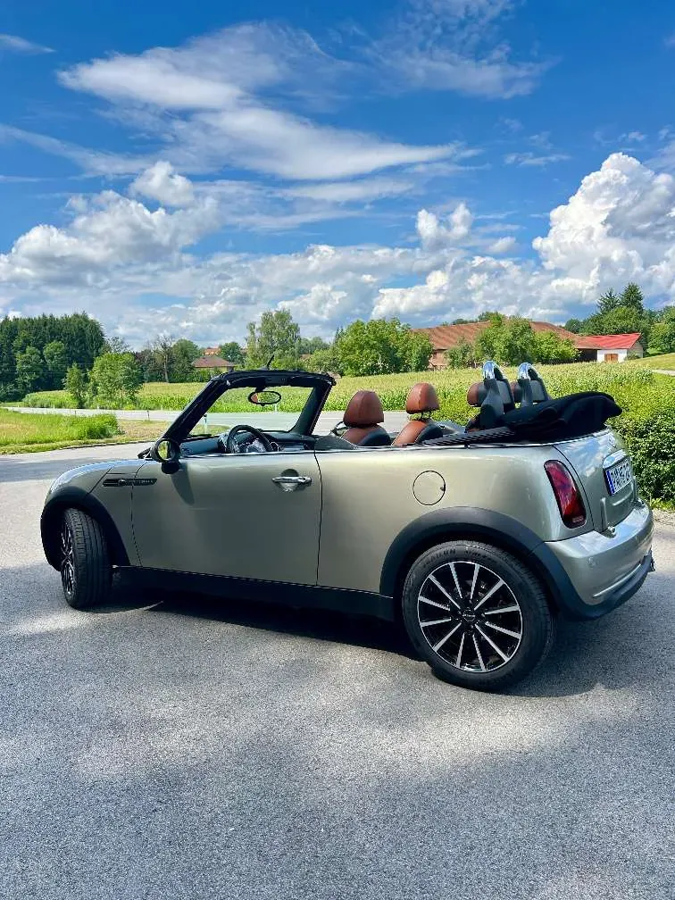 Mini Cabrio 2008 photo 3