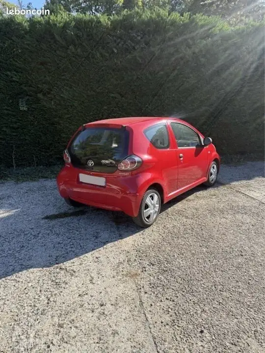 Toyota Aygo 2009 photo 2