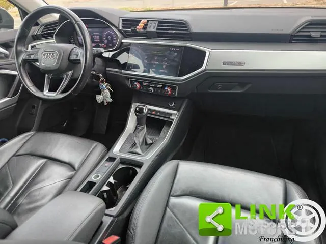 Audi Q3 2019 photo 5