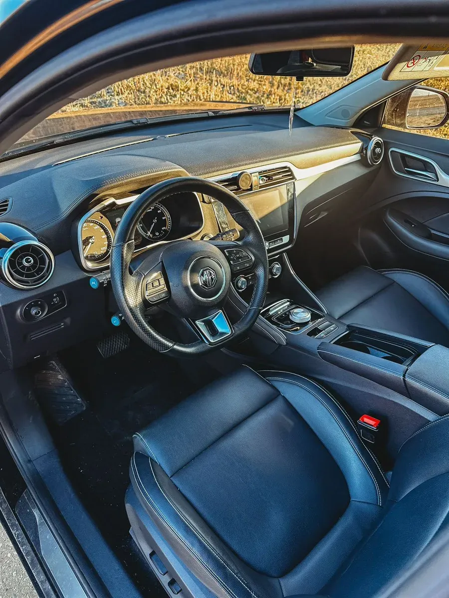 MG Zs Ev 2020 photo 2