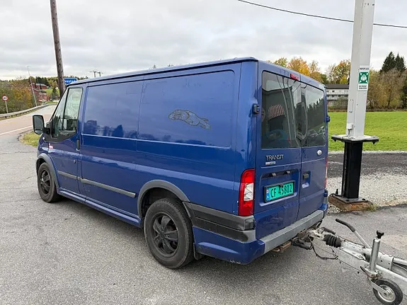 Ford Transit 300S Van 2009 photo 4