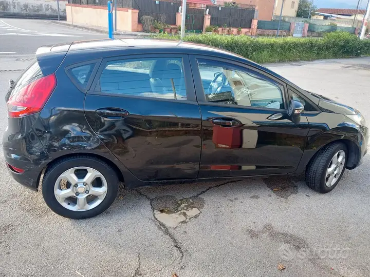 Ford Fiesta 2009 photo 5