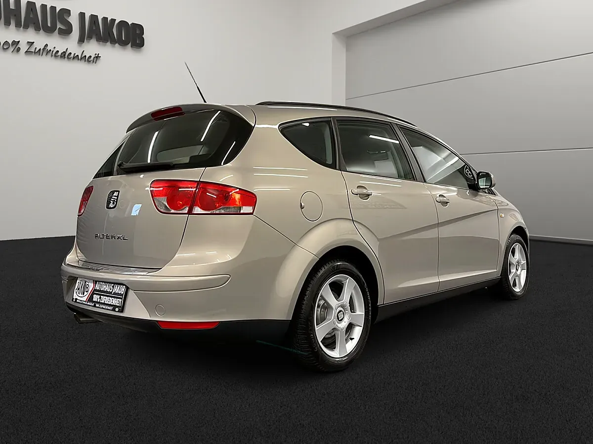 Seat Altea Xl 2012 photo 3