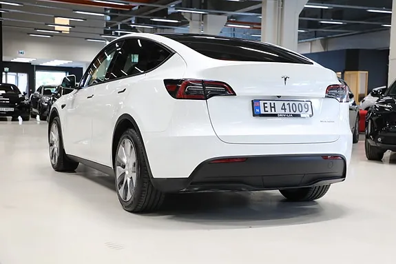 Tesla Model Y 2024 photo 5