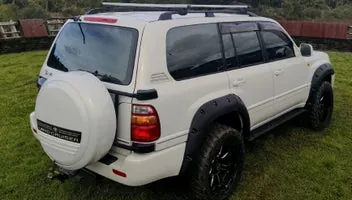 Toyota Land Cruiser 2000 photo 3