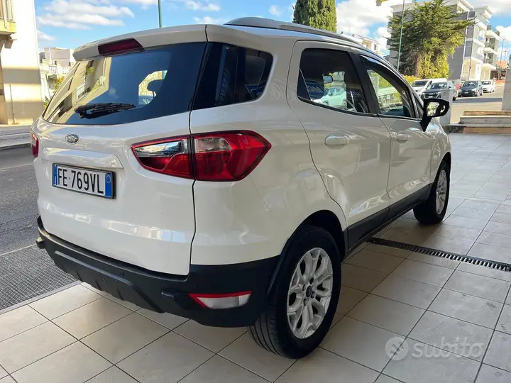 Ford Ecosport 2016 photo 4