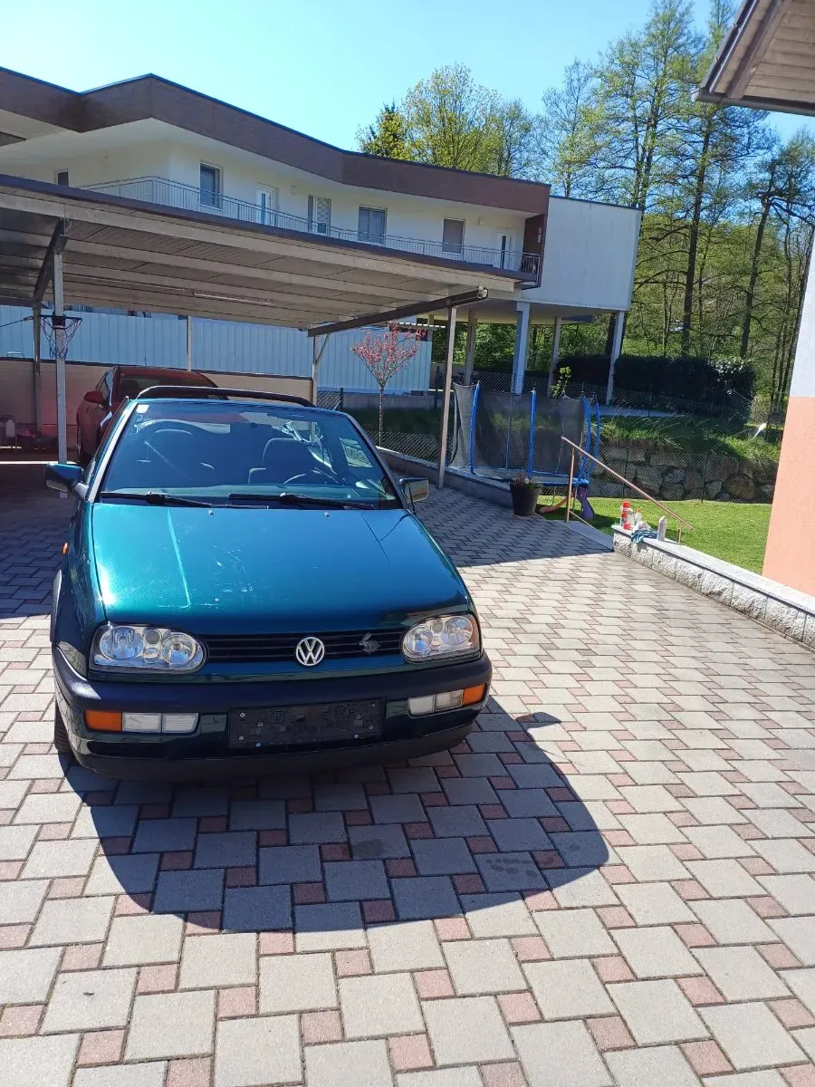 Volkswagen Golf 1997 photo 2