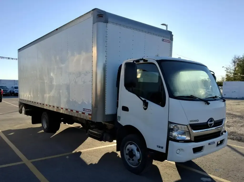 Hino Unspecified 2017 photo 3