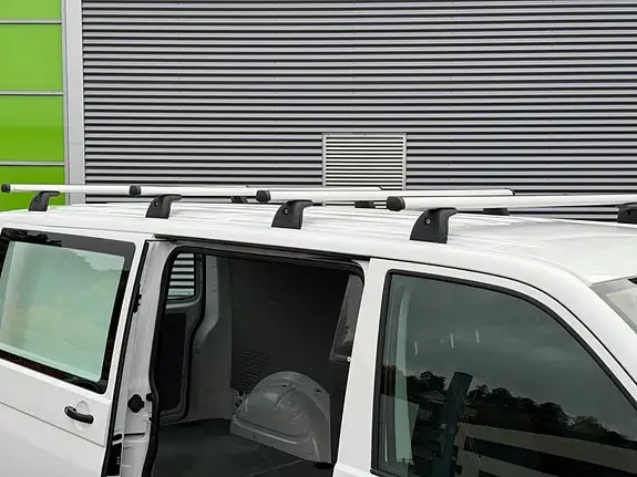 Volkswagen Transporter 2018 photo 5