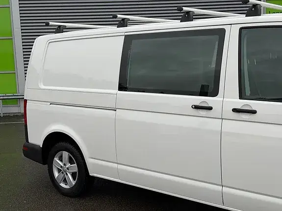 Volkswagen Transporter 2018 photo 4