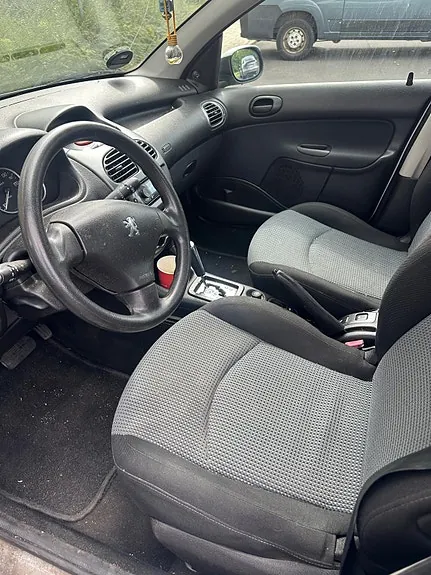Peugeot 206 2004 photo 5