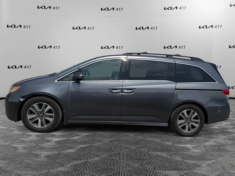 Honda Odyssey 2017 photo 2