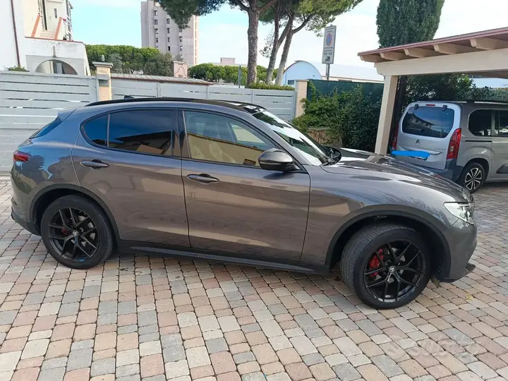 Alfa Romeo Stelvio 2019 photo 3