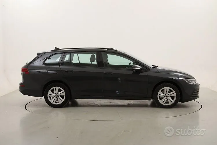 Volkswagen Golf 2022 photo 3