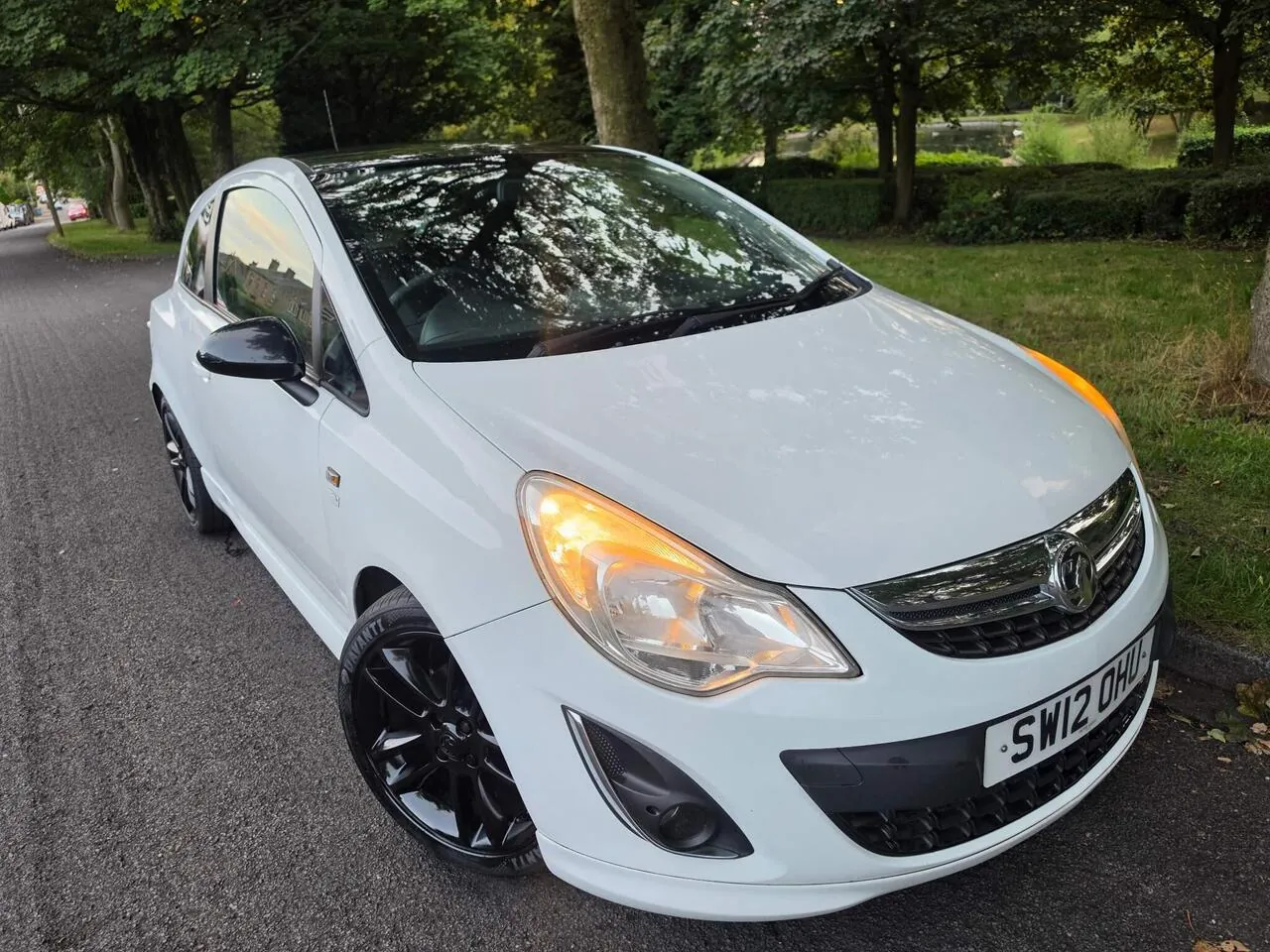 Vauxhall Corsa 2012 photo 2