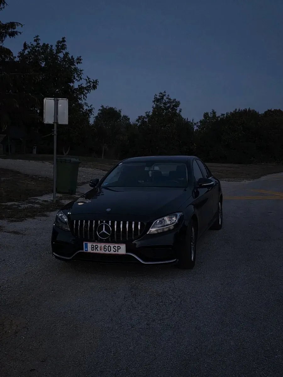 Mercedes-Benz C-Class 2015 photo 2