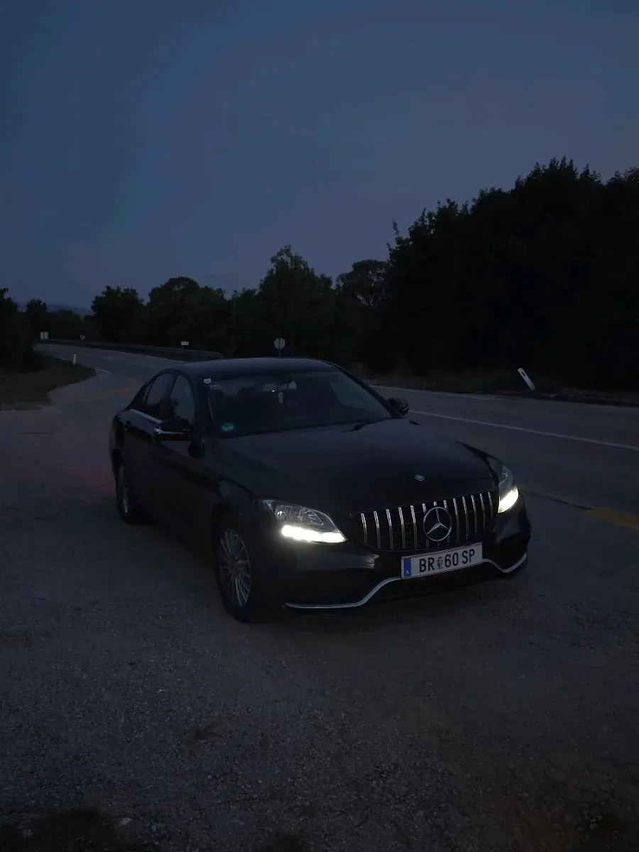 Mercedes-Benz C-Class