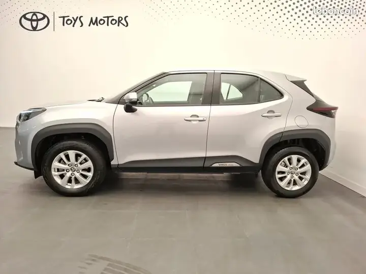 Toyota Yaris Cross 2022 photo 2
