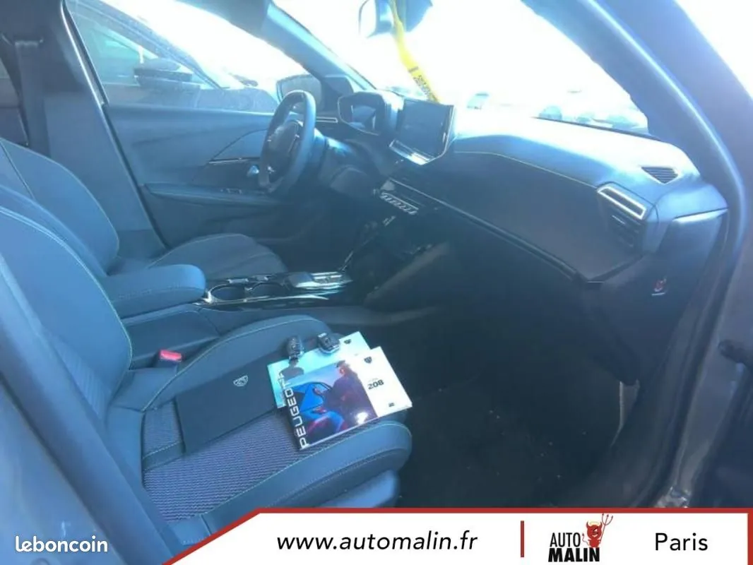Peugeot 208 2026 photo 2