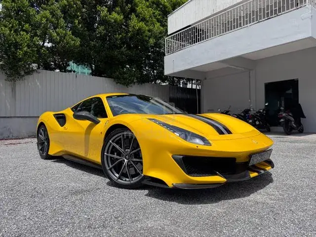 Ferrari 488 Pista