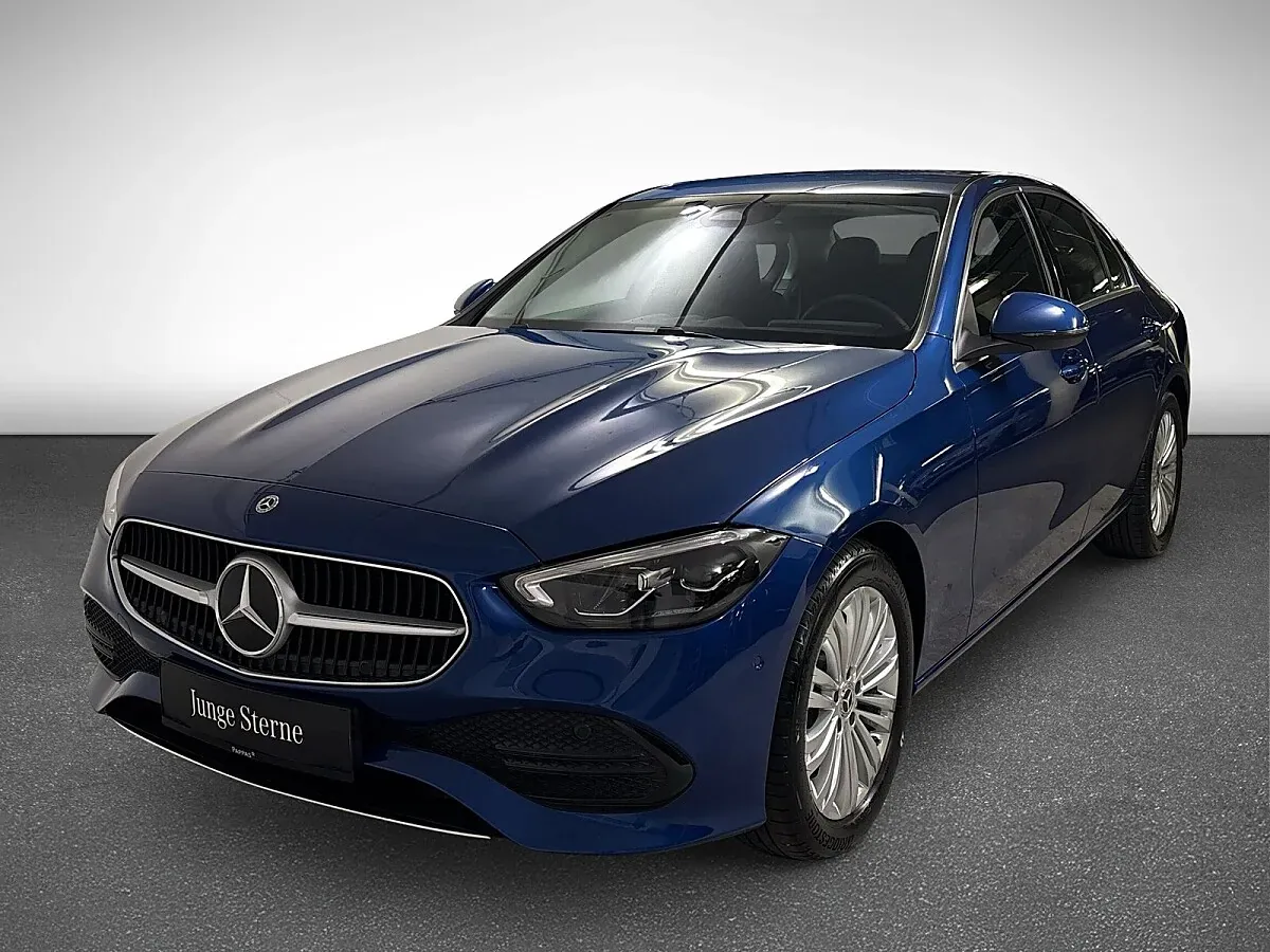 Mercedes-Benz C-Class 2025 photo 2