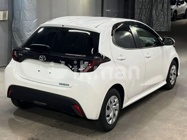 Toyota Yaris X 2024 photo 3