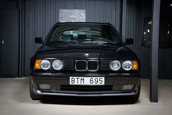 BMW M5 1993 photo 5
