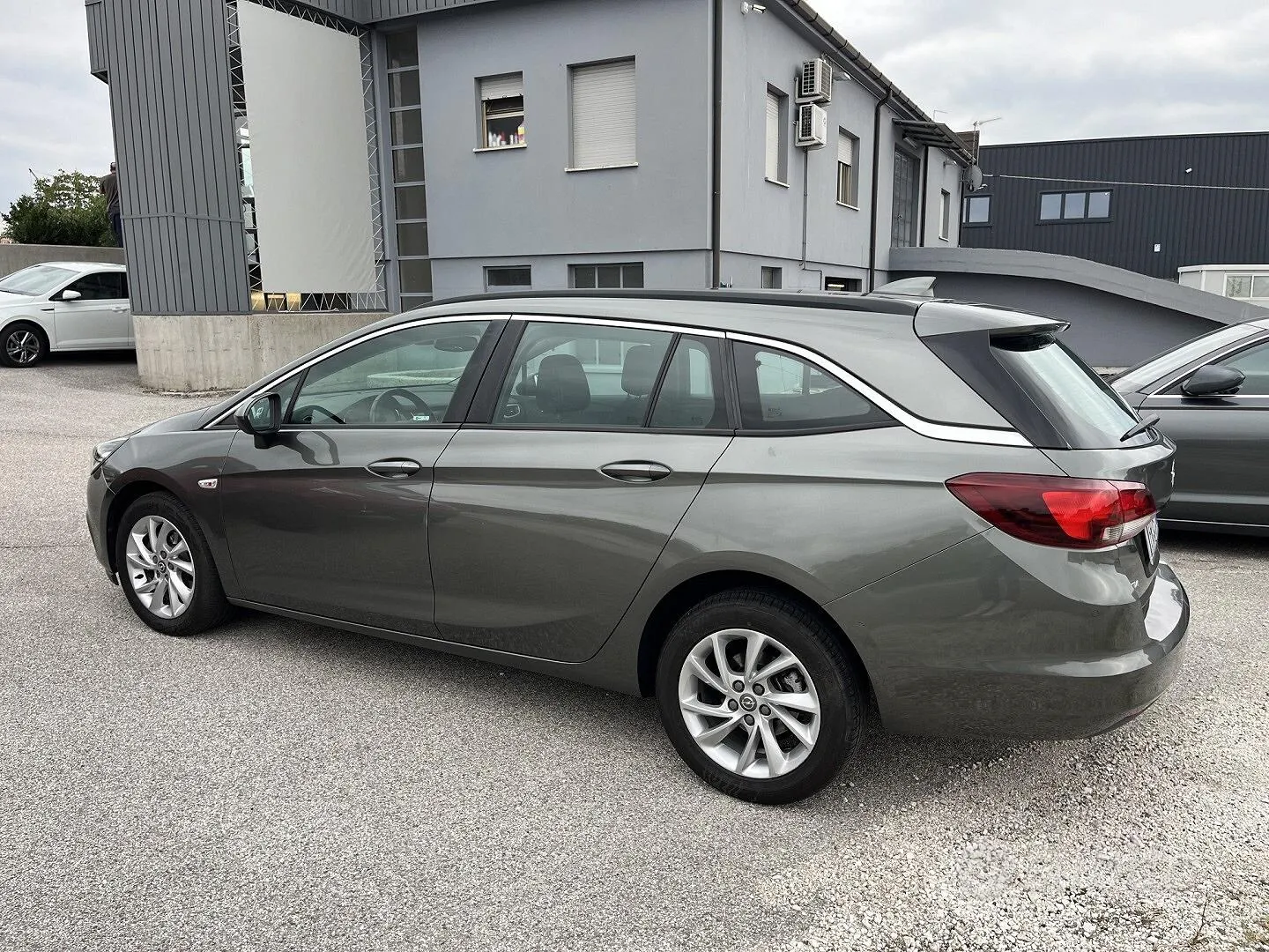 Opel Astra 2018 photo 3