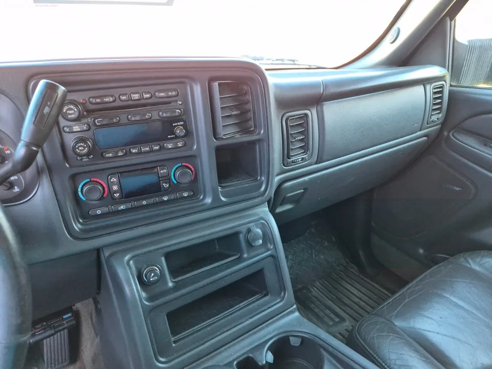 Chevrolet Silverado 2500 2004 photo 4
