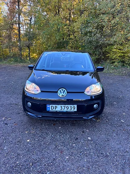 Volkswagen Up 2014 photo 2