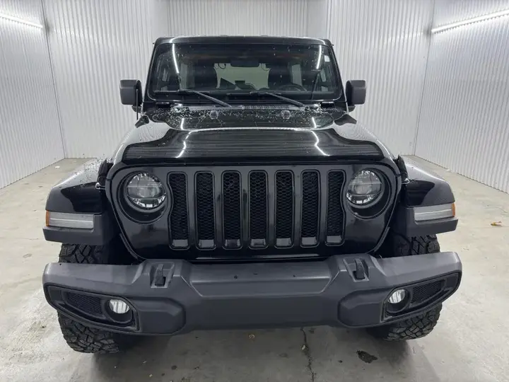Jeep Wrangler 2021 photo 3