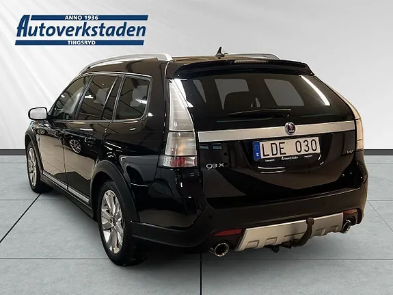 Saab 9-3X 2011 photo 2
